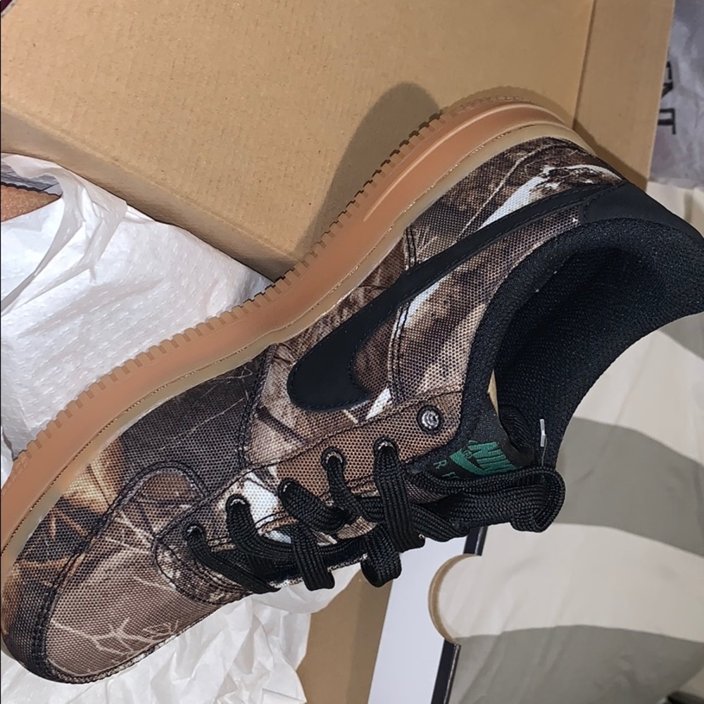Air Force 1 LV8 3 (GS)